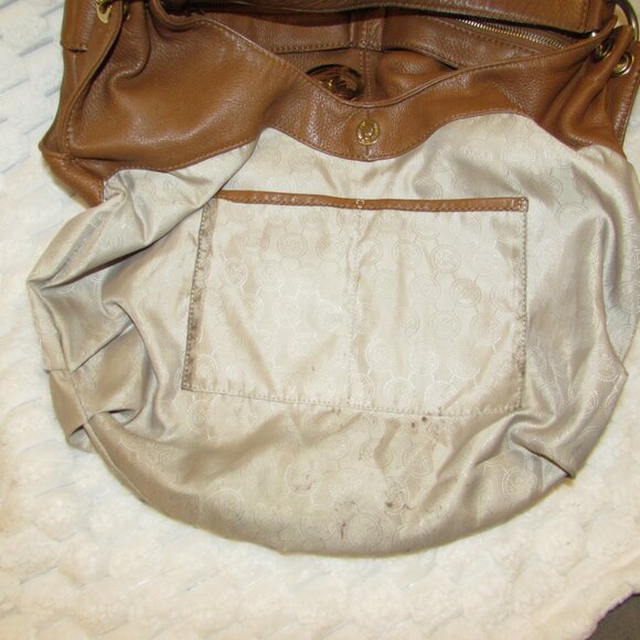 Michael Kors Layton Brown Leather Hobo Shoulder Bag - Picture 8 of 9